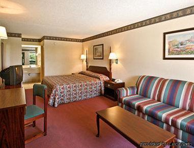 Super 8 By Wyndham Brunswick South I-95 Μοτέλ Δωμάτιο φωτογραφία